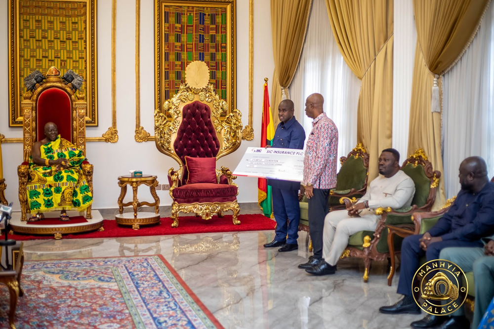 MD of SIC Insurance Plc pays courtesy call on Otumfuo Osei Tutu II, Asantehene.